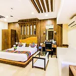 Fabhotel Sahar Garden - Nr Mumbai International Airport