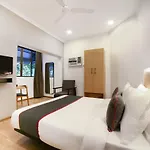 Hotel Fabexpress Highway Residency