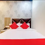Hotel The Qubic