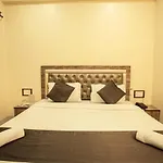Apsara- Near J J Hospital