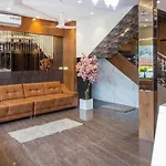 Hotel Hometown Near Us Embassy Bkc