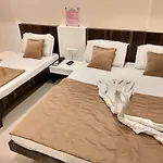 Hotel Honest
