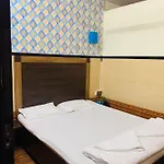 Traveller's - Inn