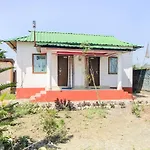 OYO 71699 Star Palace
