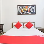 Oyo 71894 Sea King Resort