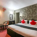 Capital O 72337 Konkan Tadka 3*
