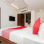 Hotel Oyo 46995 Grand Plaza