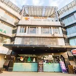 Monarch Boutique