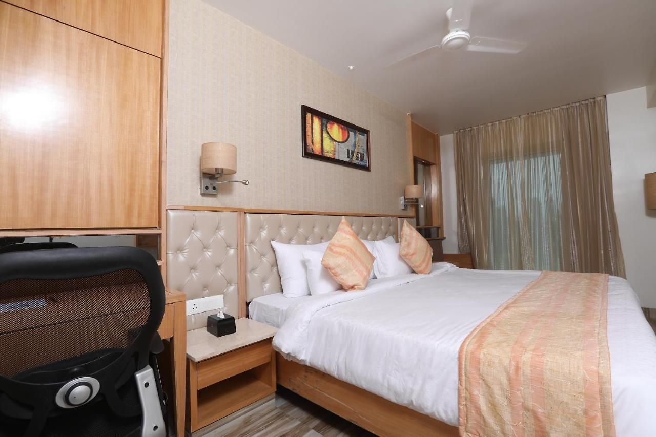 Cliffton Mumbai