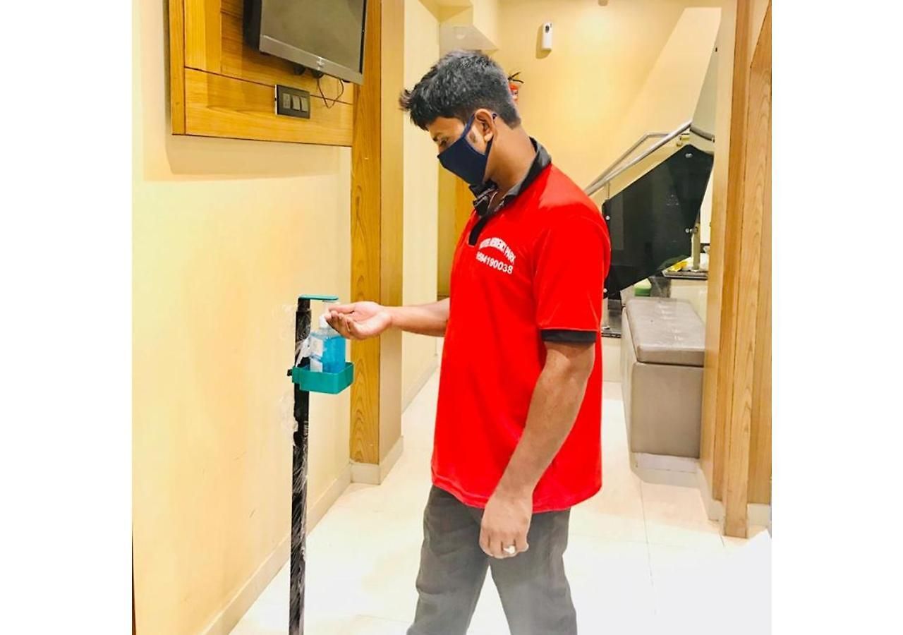 Residency Park Near Masjid Rly Station South 3*