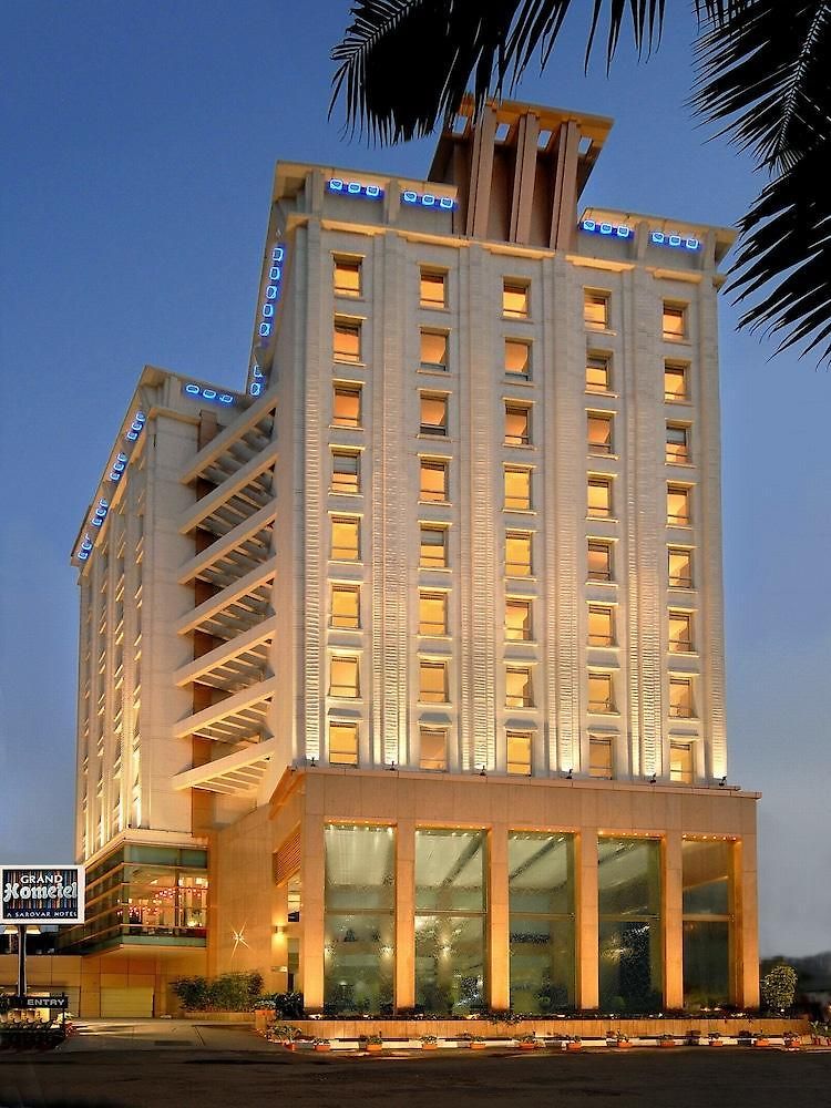 Lemon Tree Premier, Malad, Mumbai Mumbai