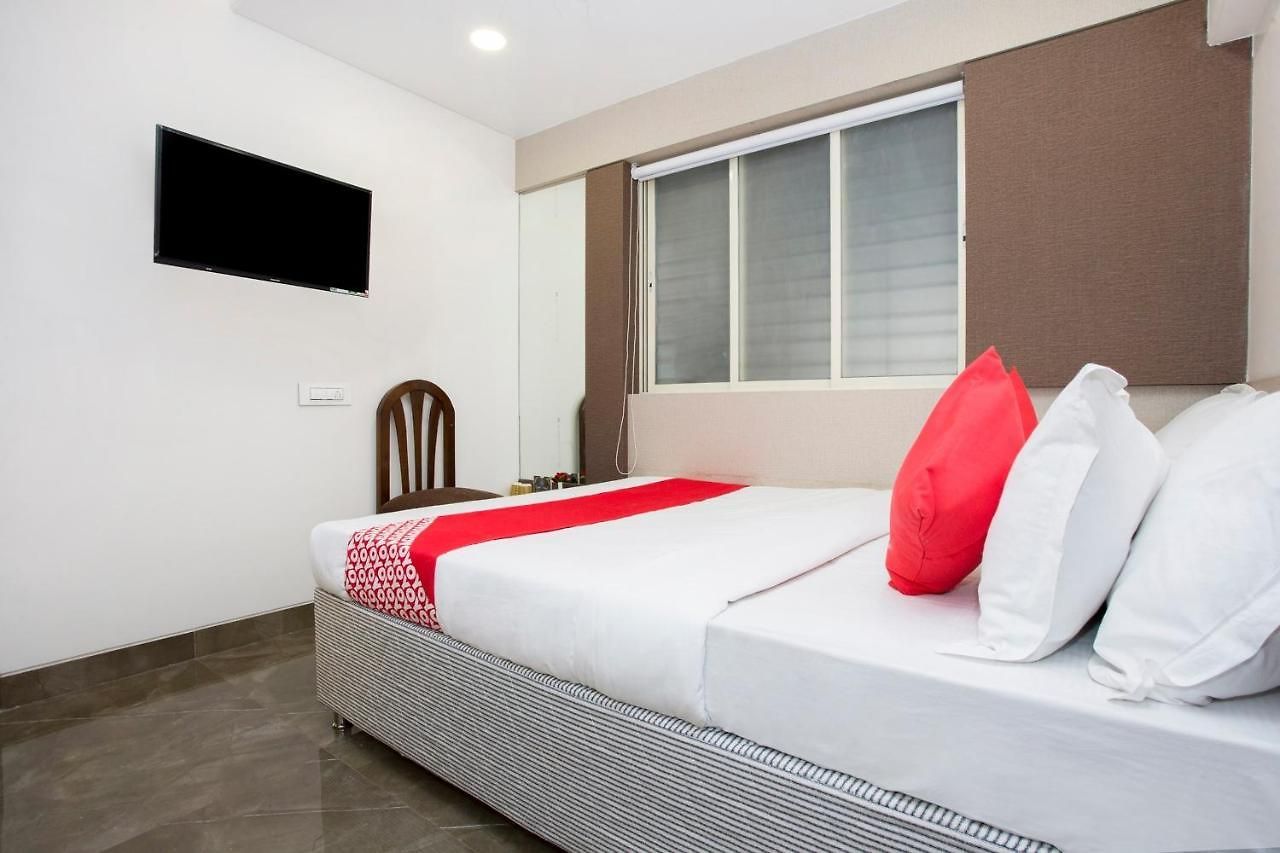 Oyo 29653 Royal Hotel 3*