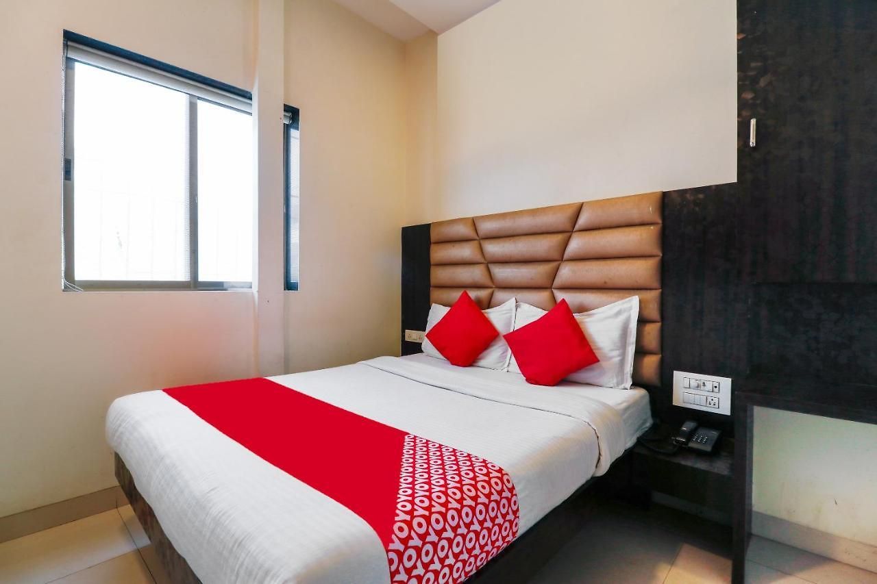 Hotel Oyo 3782 Adnoc Mumbai