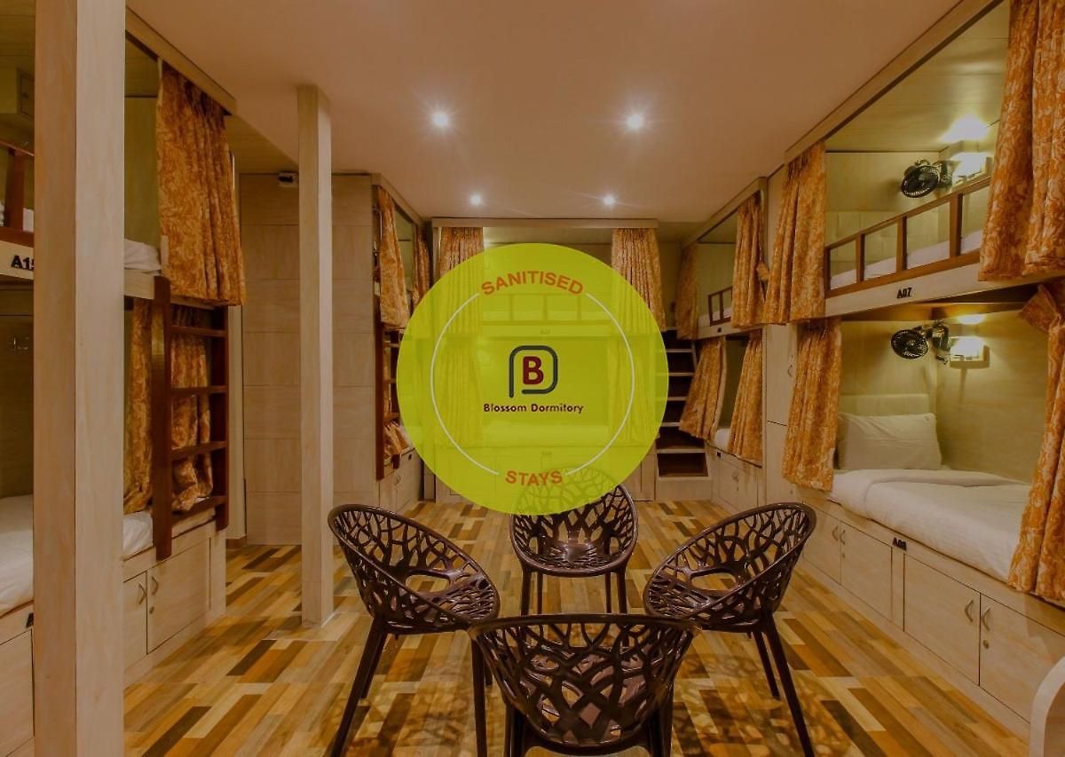 Hostel Blossom For Male And Female *