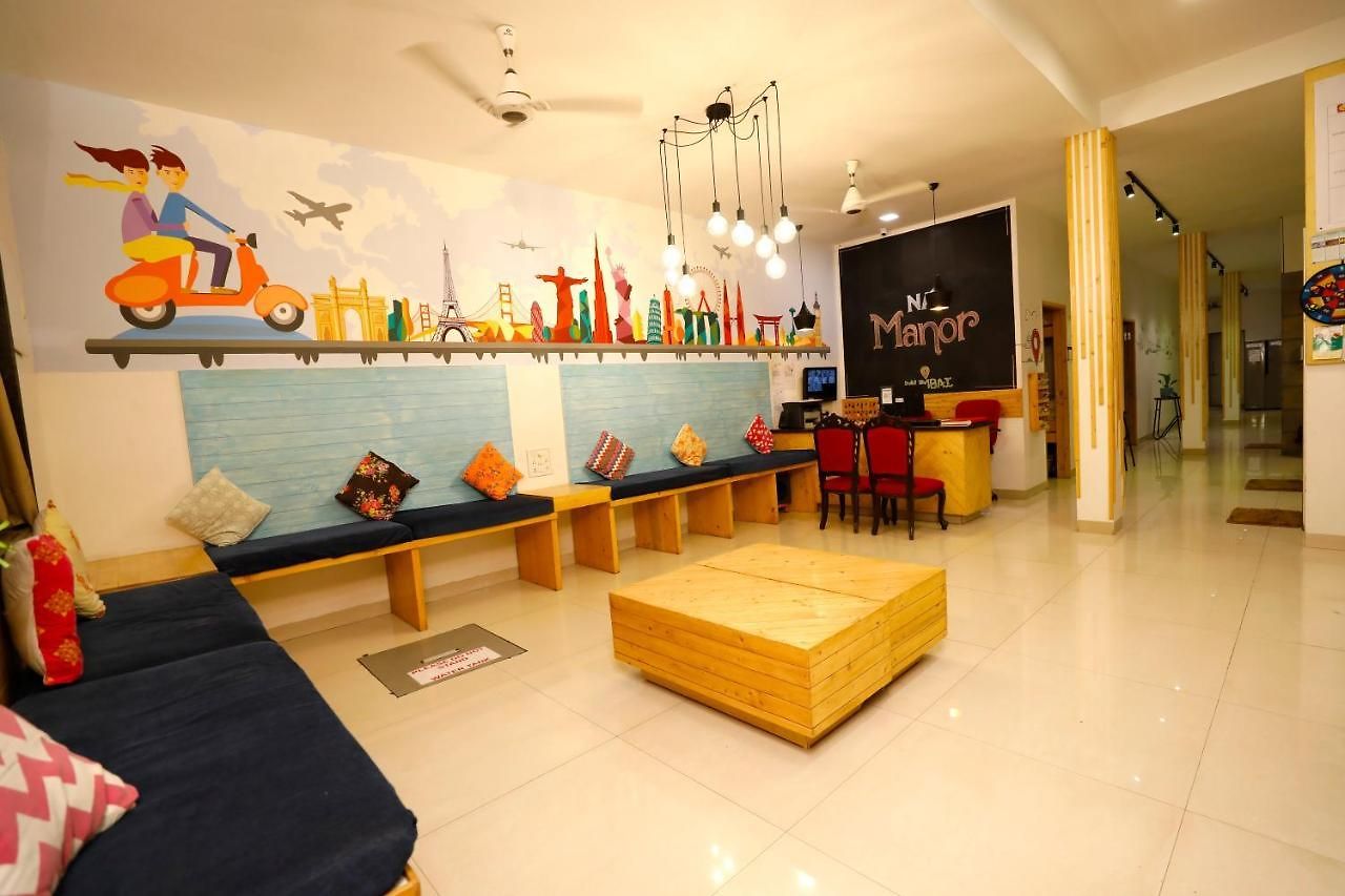 Nap Manor Hostel *