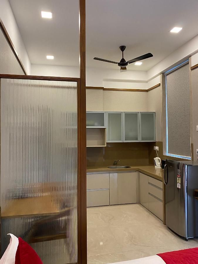Theory9 Premium Service Khar