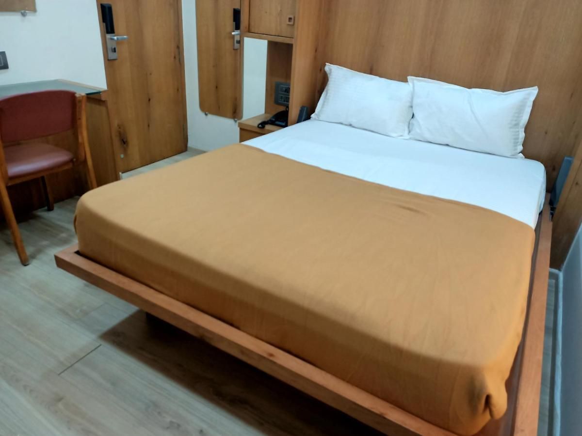 Hotel Elegancenx Andheri