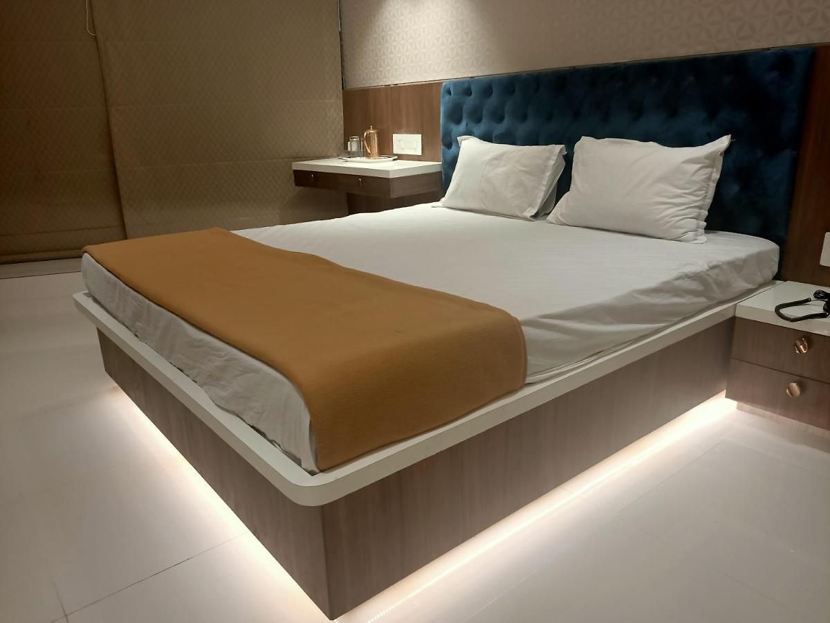 Fabhotel Elegance Hotel Mumbai