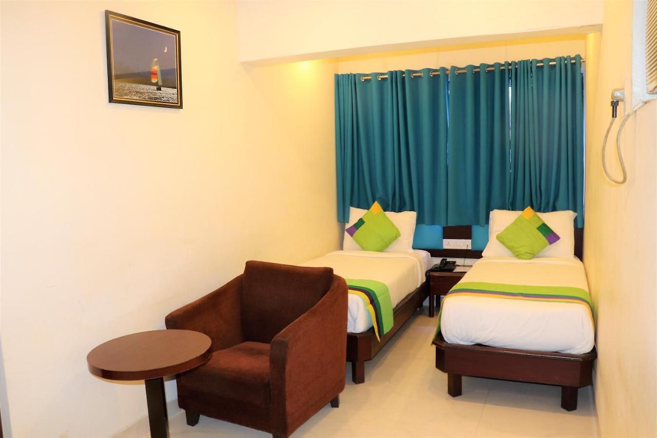 Hotel Hexhotel Castle New Mumbai