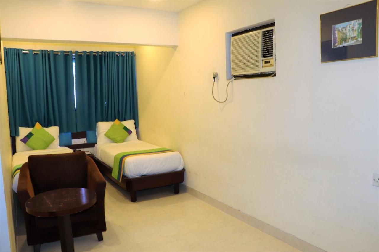 Hexhotel Castle New 3*