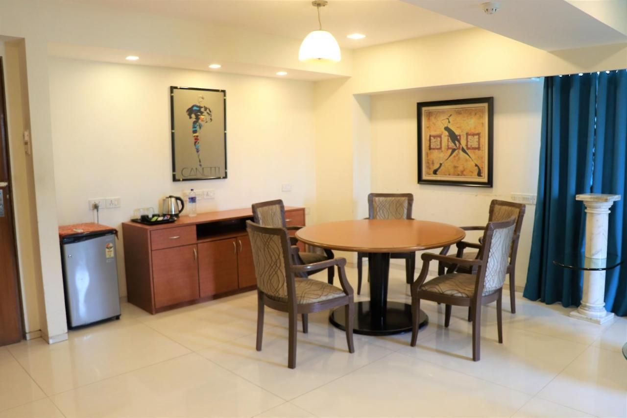 Hexhotel Castle New Mumbai