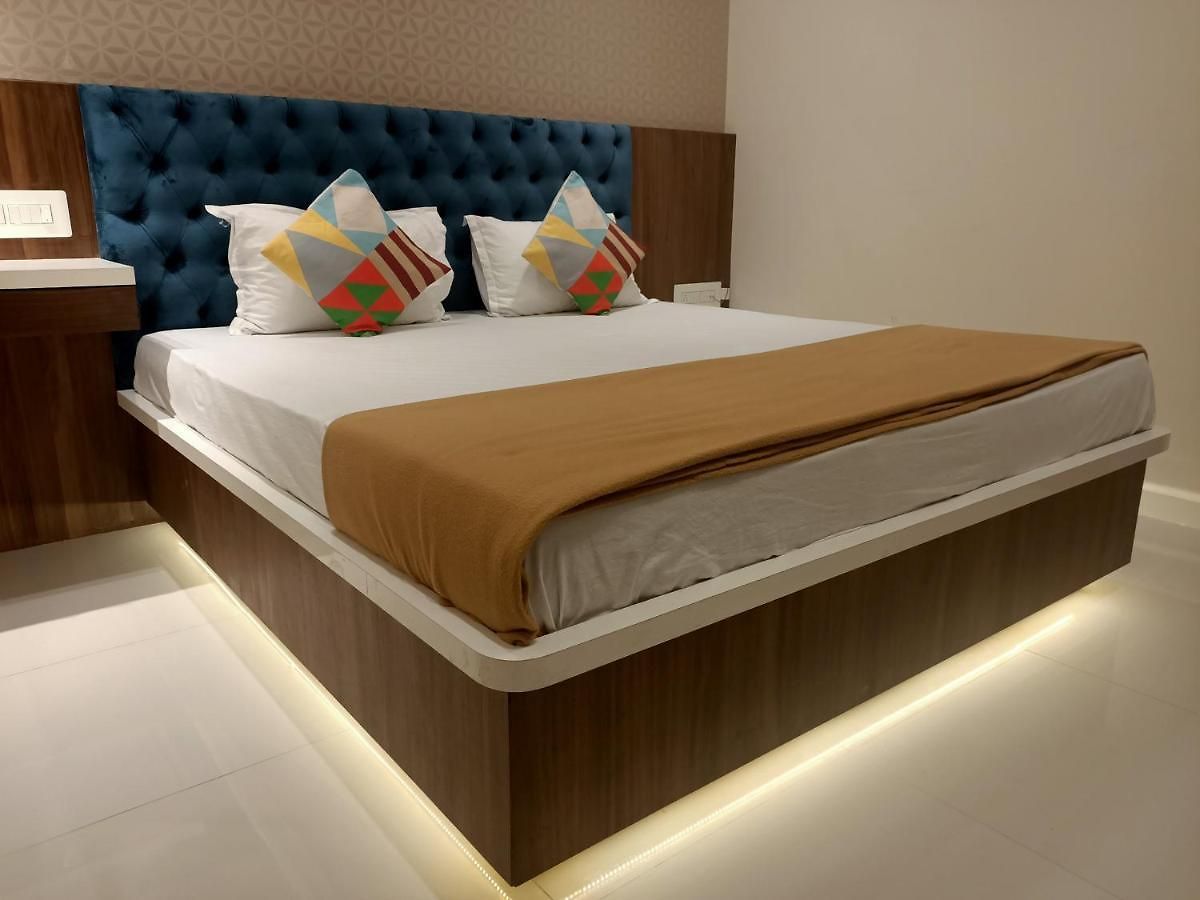 Fabhotel Elegance 2* Mumbai