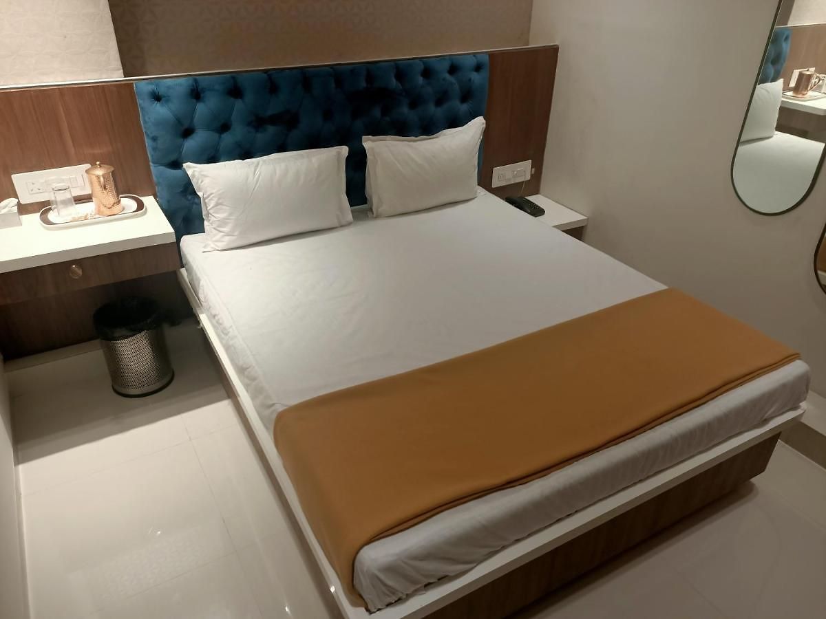 Fabhotel Elegance 2* Mumbai