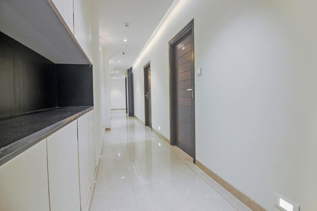 Hotel Flora Suites