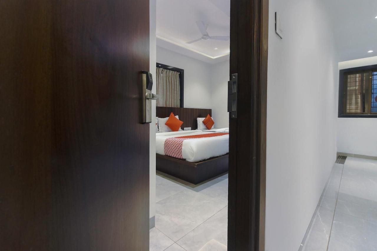 Flora Suites Hotel Mumbai