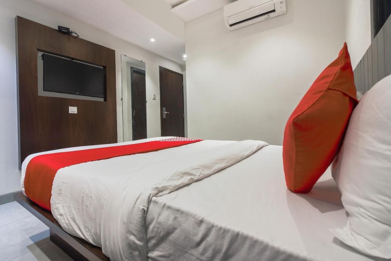 Hotel Flora Suites Mumbai