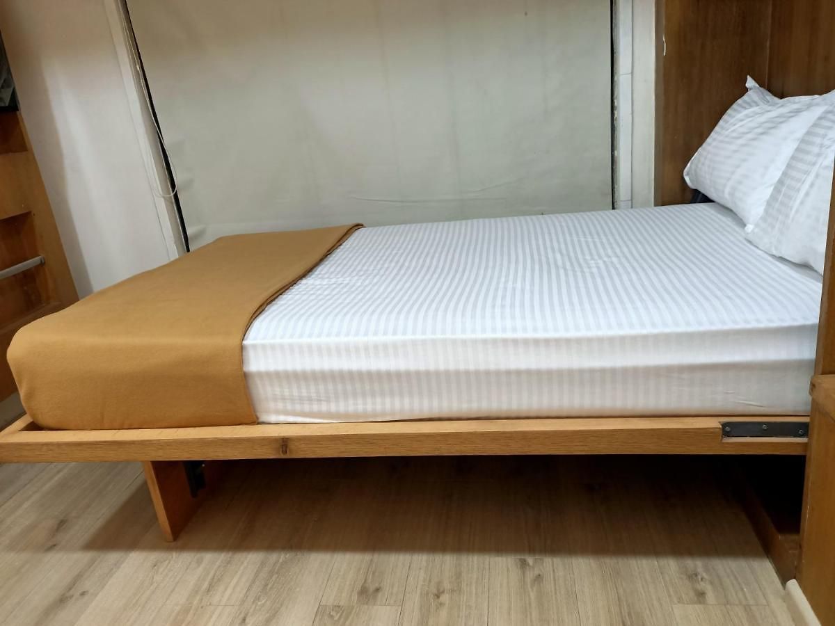 Hotel Elegancenx Andheri 2*