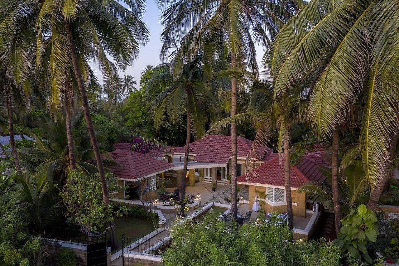 Ama & Trails, House Madh Island Mumbai