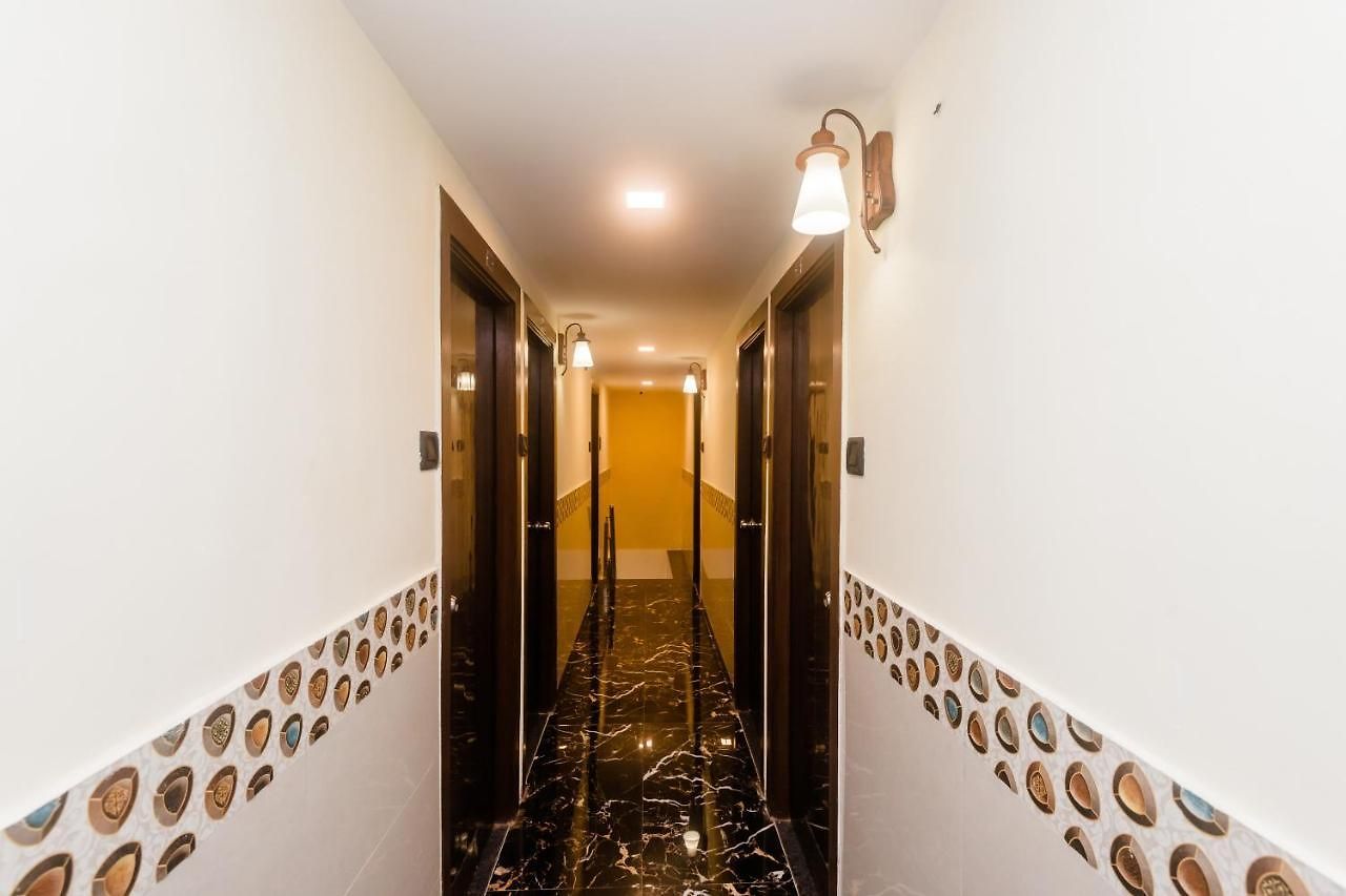 Hotel Oyo 26199 Spring Hill 3*