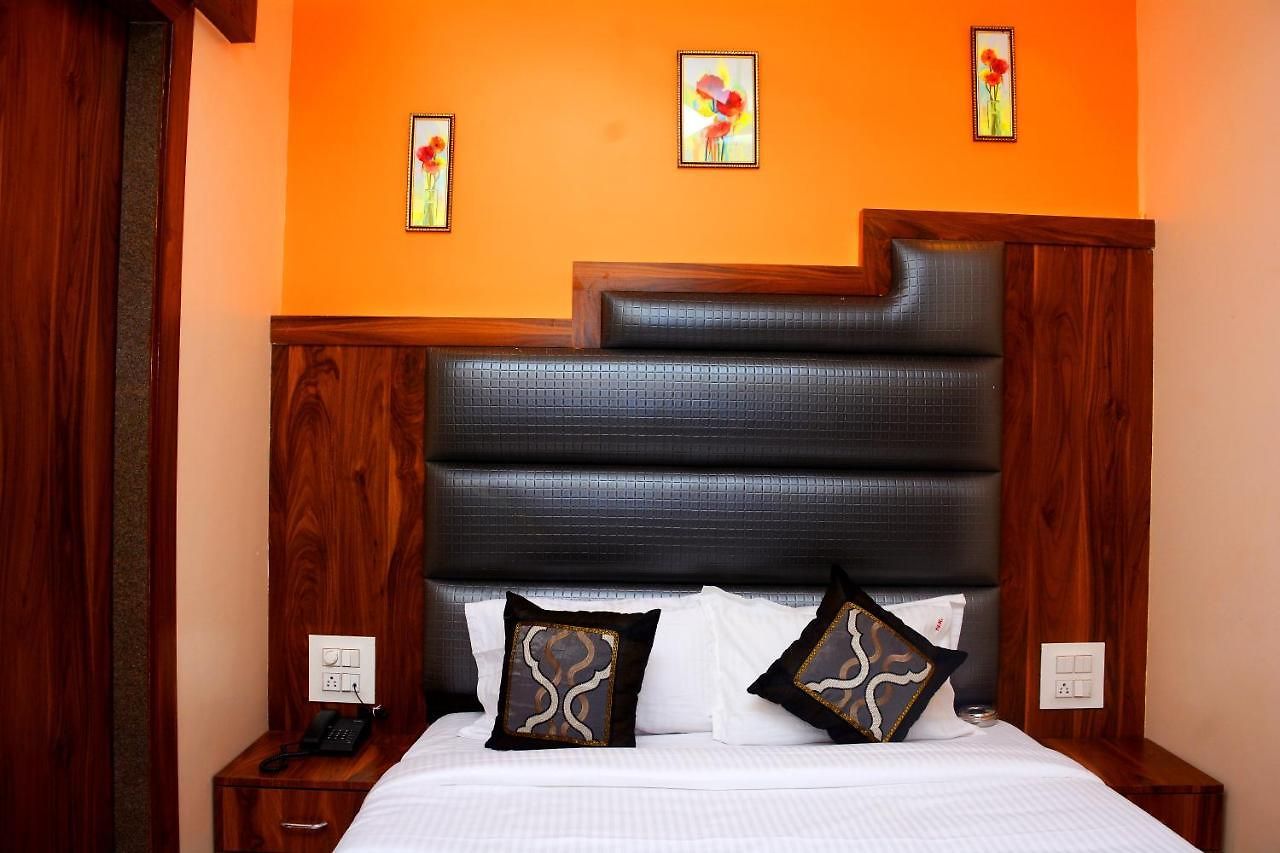 Nest And Rest Hotel 3*