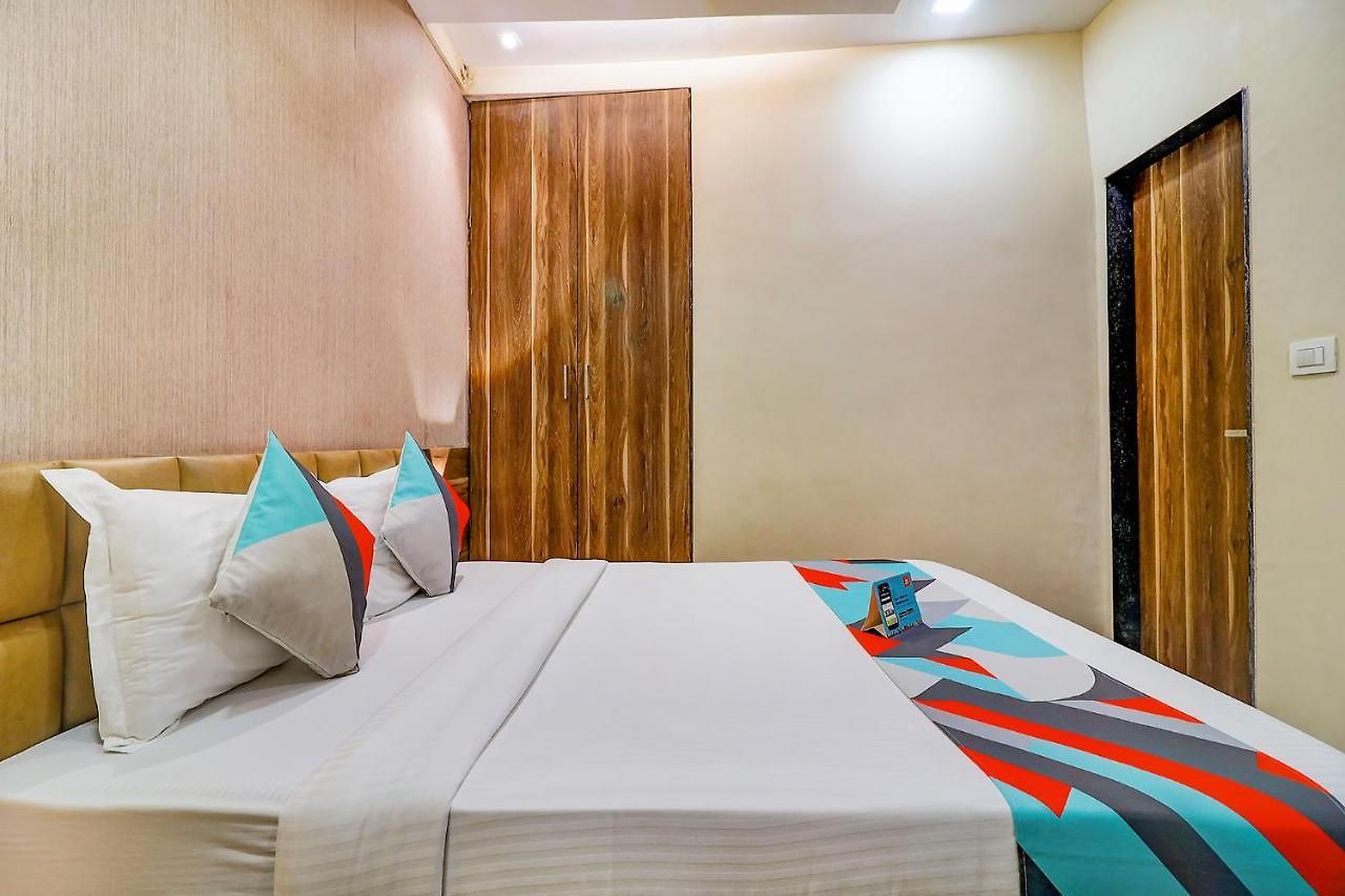 Hotel Fabhotel Grand Heritage - Nr Bkc