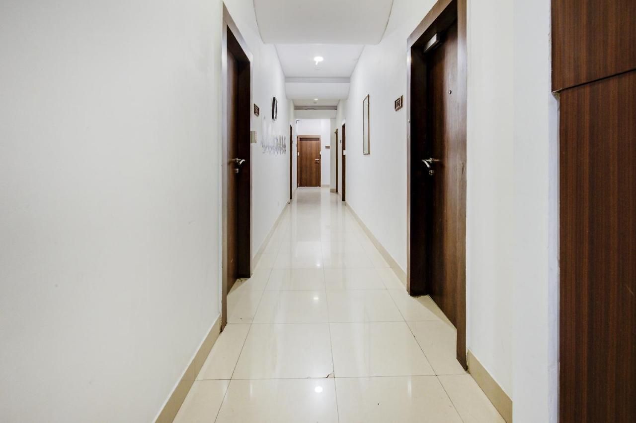 Capital O 77295 Bansidhar Bhuvan Hotel