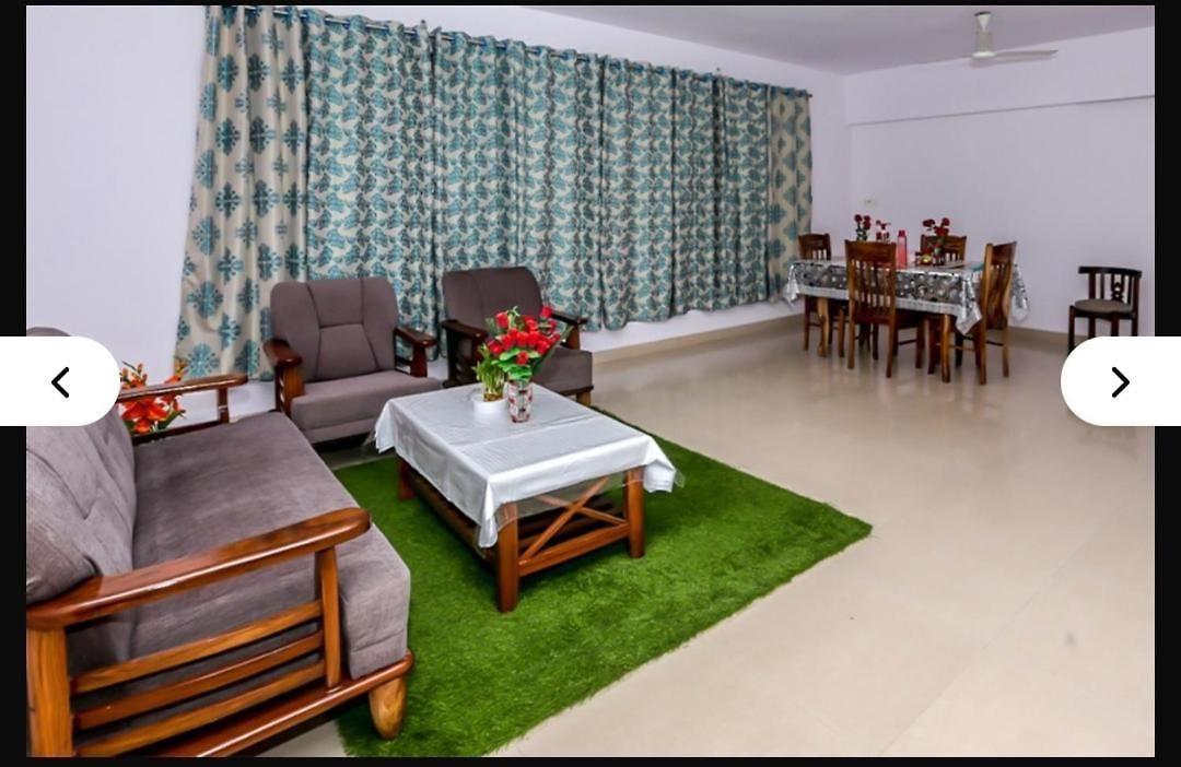 Aristo Serviced Near Kokilaben Dhirubai Ambani Hospital For Family Only