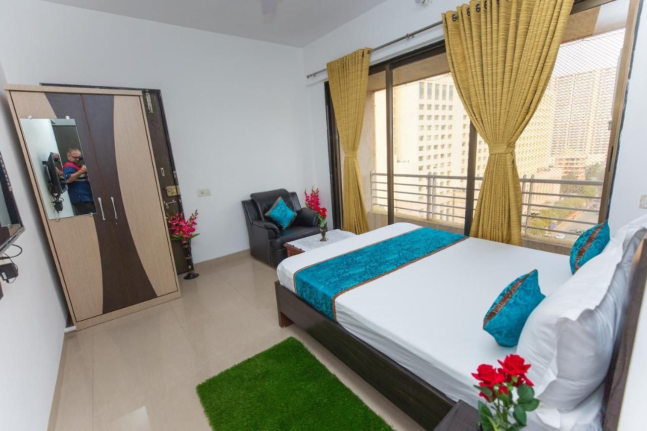 Aristo Serviced Near Kokilaben Dhirubai Ambani Hospital For Family Only Mumbai
