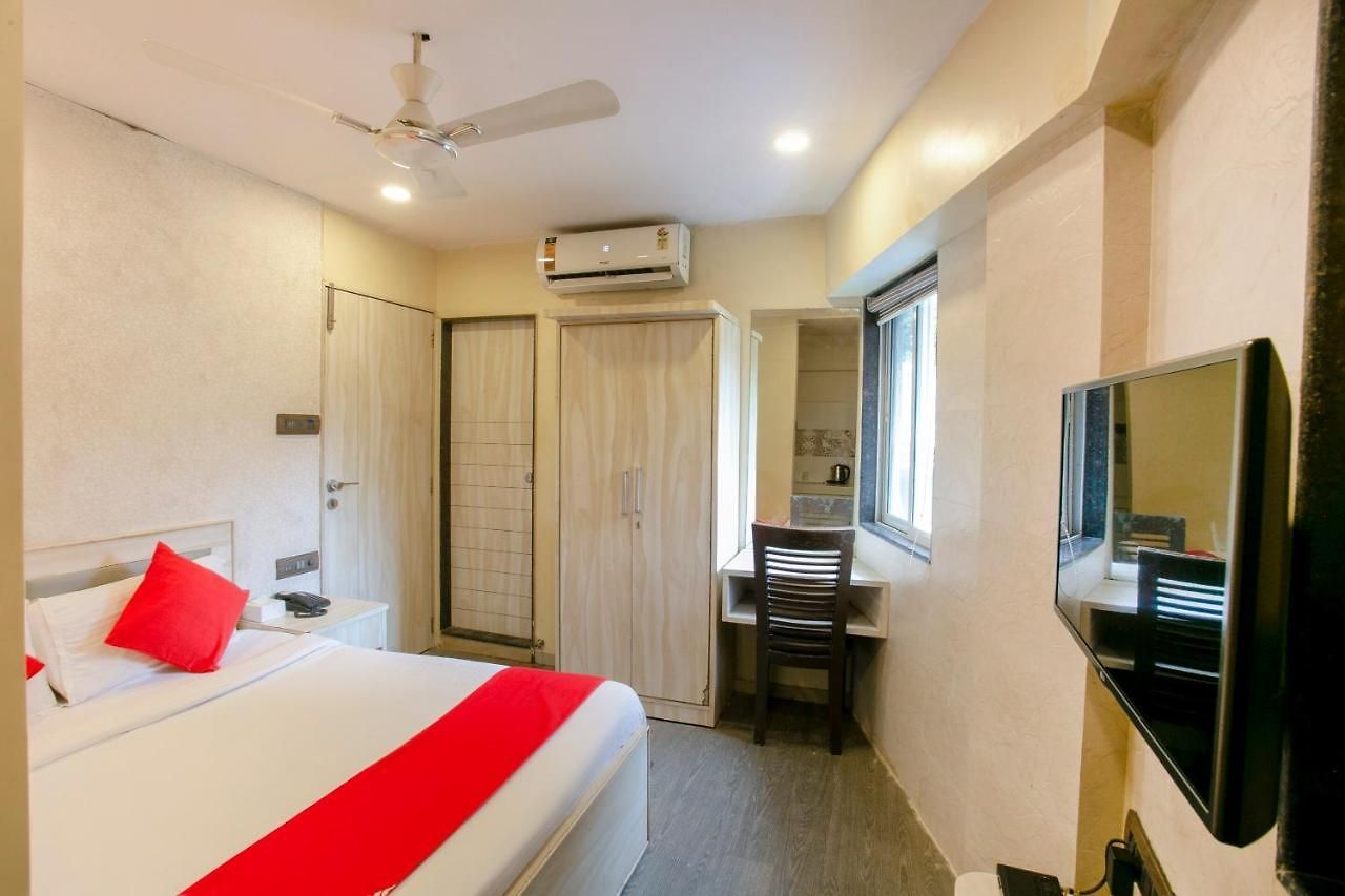 Hotel Oyo Flagship 75787 Meadow Mumbai