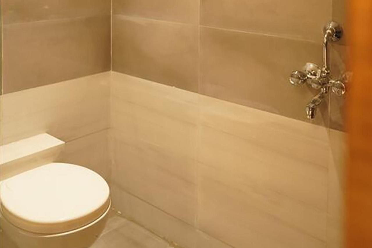 Hotel Fabhotel Elegance Mumbai