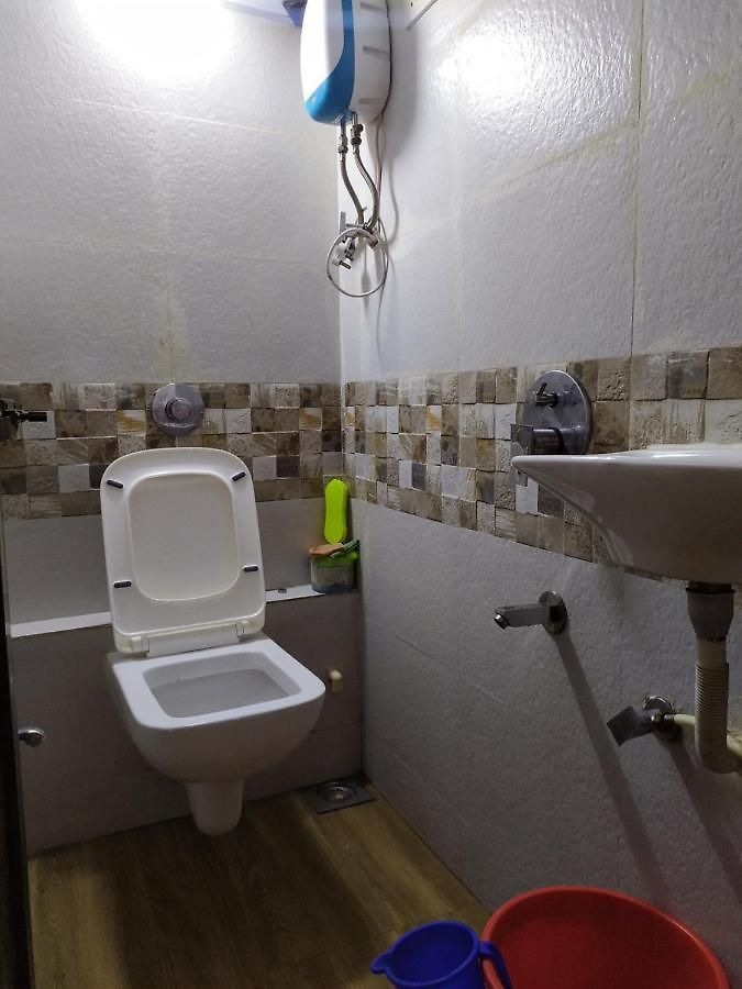 Super Sleepwell Male-female Hotel Mumbai