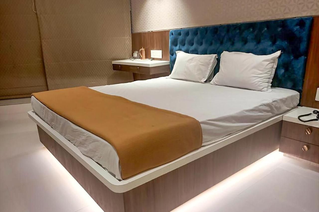 Fabhotel Elegance Mumbai