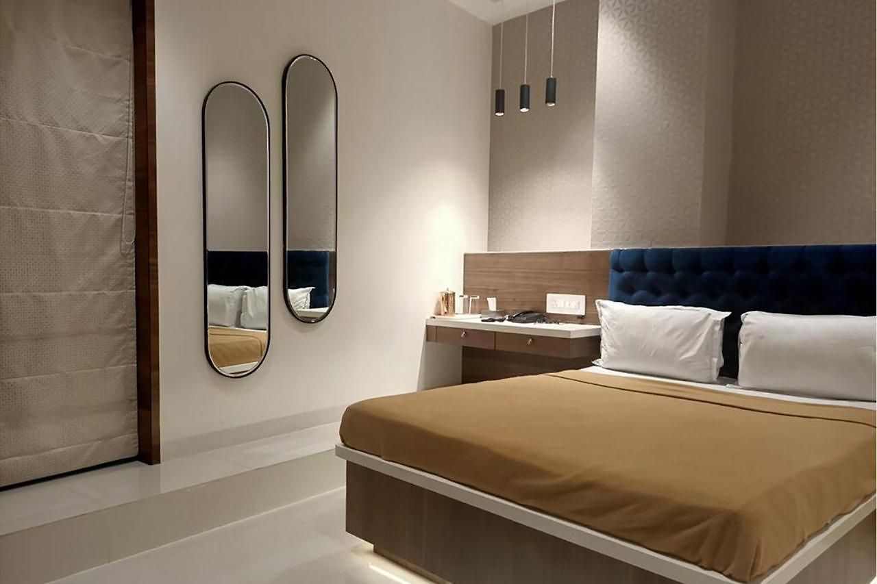 Fabhotel Elegance Hotel