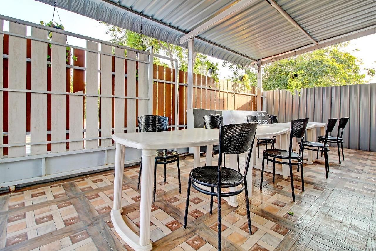Sai Leela Residency 2*