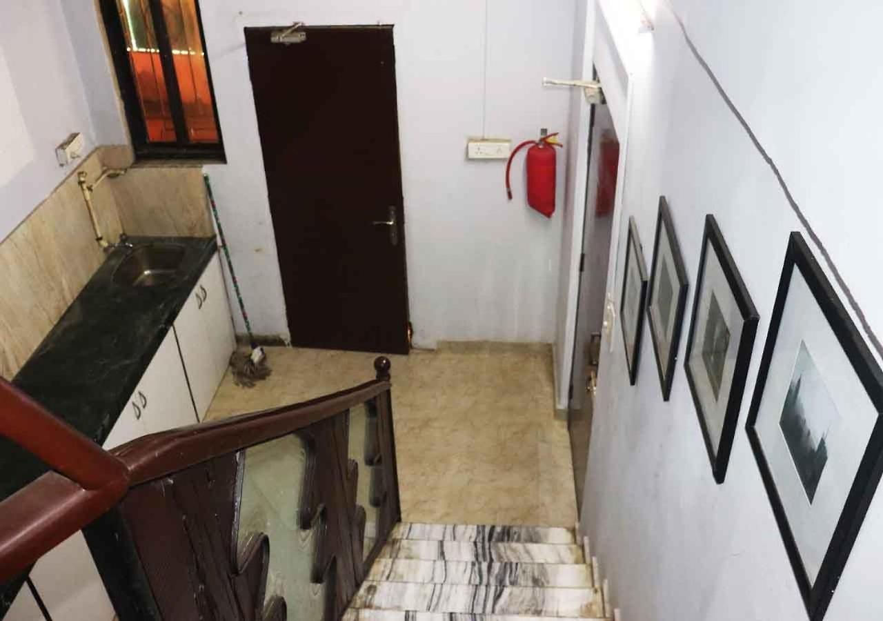 Hotel Wow 1016 Krish Palace 2*