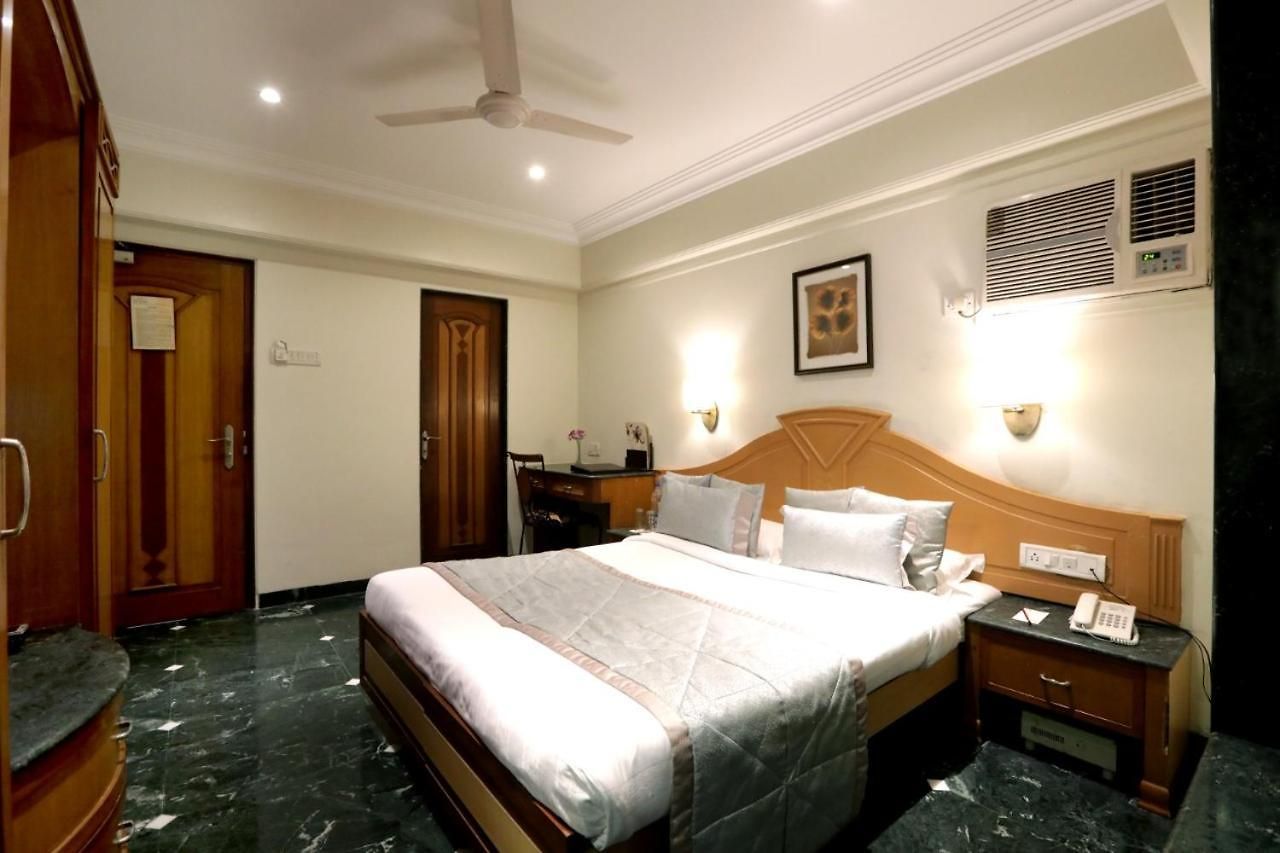 Hotel Sai Leela