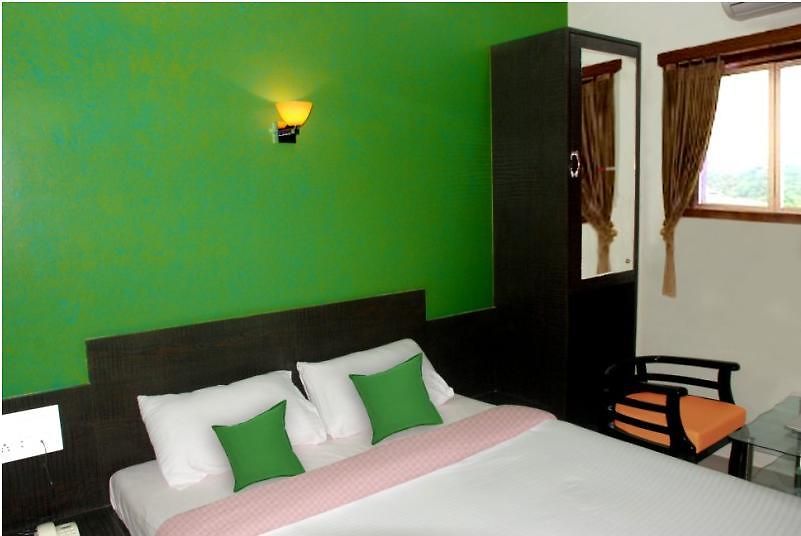 Fabhotel Adore 3* Mumbai