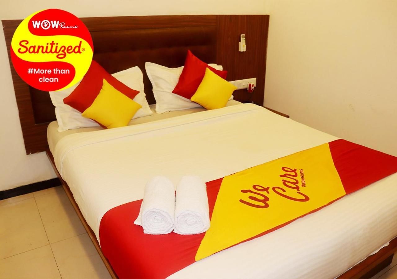 Wow 1015 Connect Hotel Mumbai