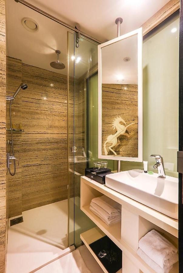 The Empresa Hotel