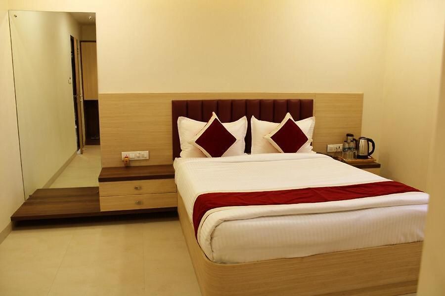 Fabhotel Saineel Hotel 3*